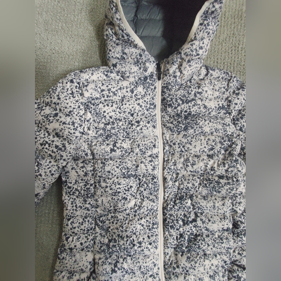 Lole Lightweight Duck Down Jacket - Size M - Picture 5 of 9